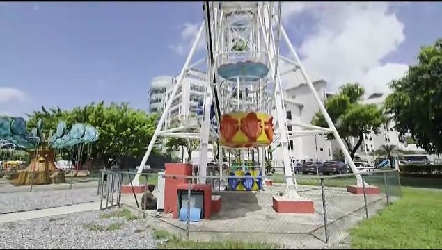 FERRIS WHEEL HERO URGES PARENTS TO BE VIGILANT