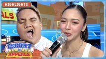 Kim Chiu, KINILIG sa kindat ni escort Mark Crisly | It's Showtime | Escort Of Appeals