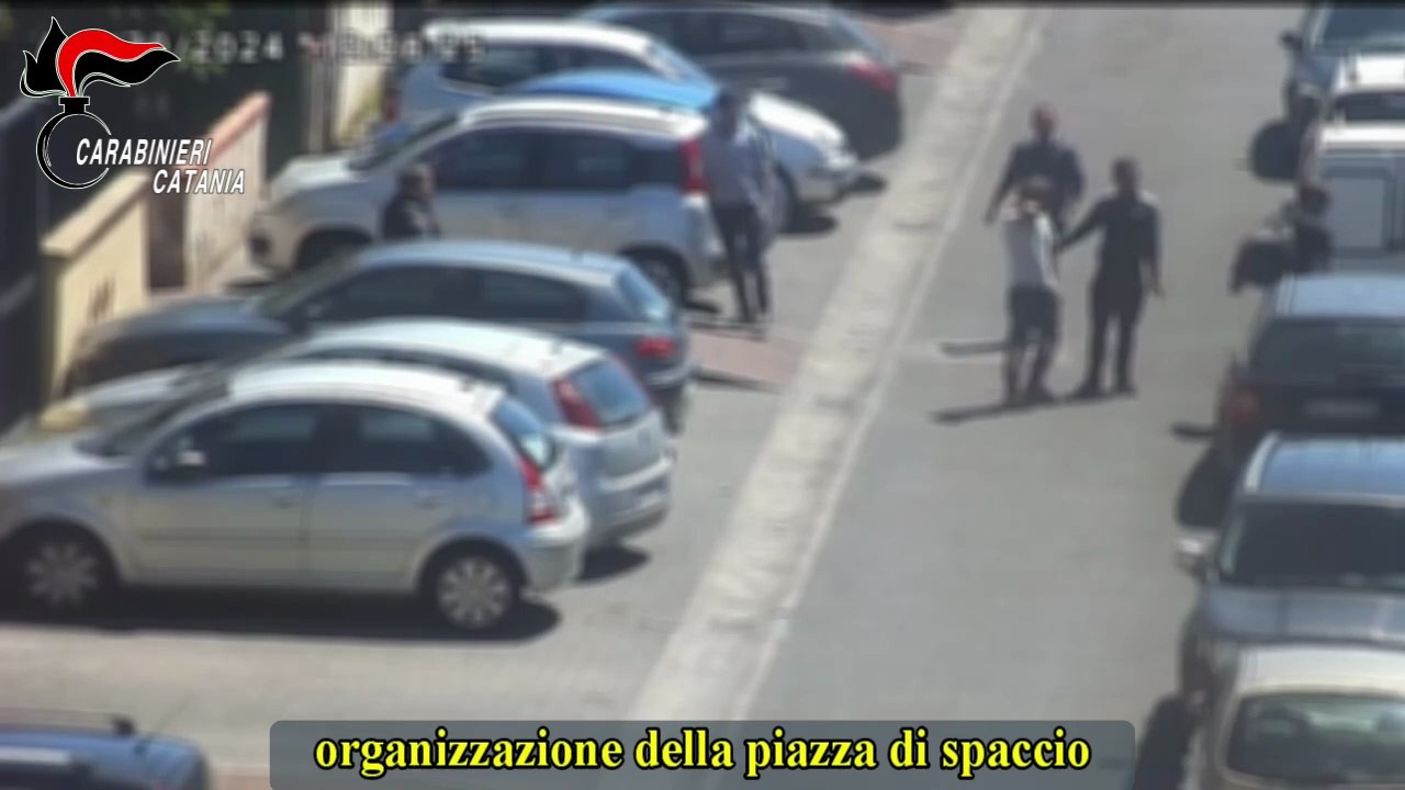 Piazza di spaccio gestita dai domiciliari, arresti a Catania
