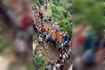 VIDEO; नलदेश्वर महादेव के दर्शनों को लगी कतार, देखें वीडियो