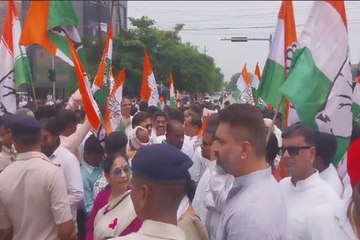 कांग्रेस की आर्थिक नाकेबंदी