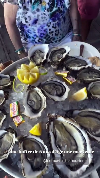 Laeticia Hallyday à Marseillan avec Mamie Rock Laeticia Hallyday - Instagram