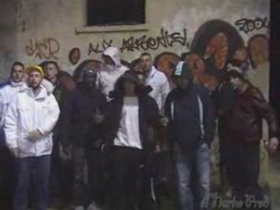 Clip coeurs balafrés