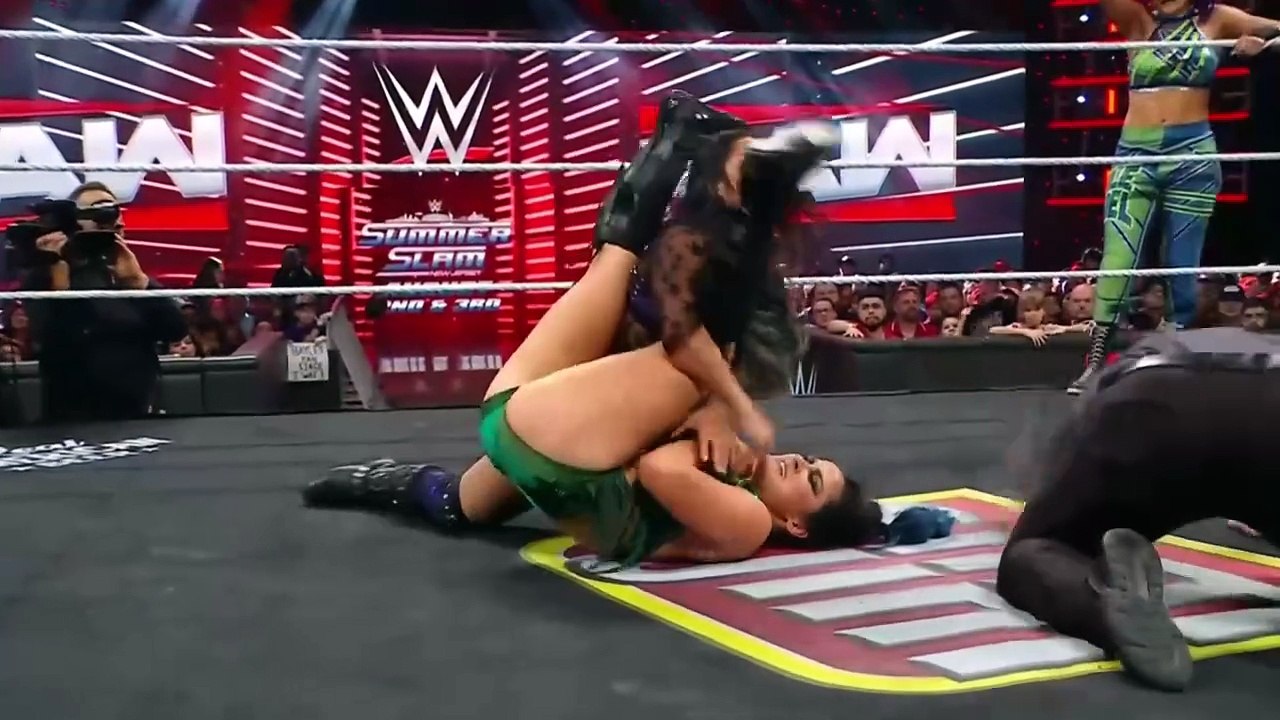 The Judgment Day (Roxanne Perez & Raquel Rodriguez) vs. Bayley & Lyra Valkyria - WWE Women's Tag Team Championship - Raw July 21, 2025