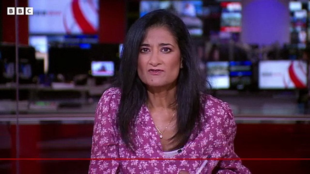 Bangladesh day of mourning after jet crashed into school | BBC News