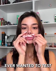 Testing different shades of lipsticks💄