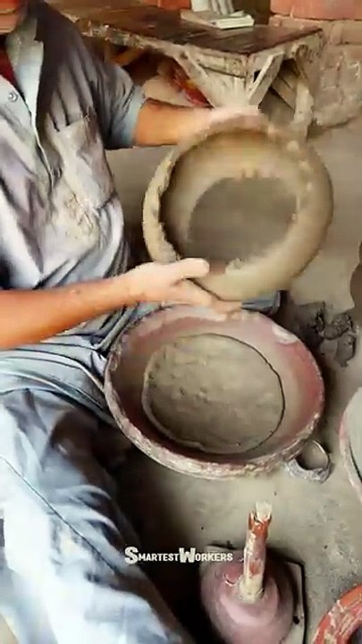 Making Pottery Bowls #pottery