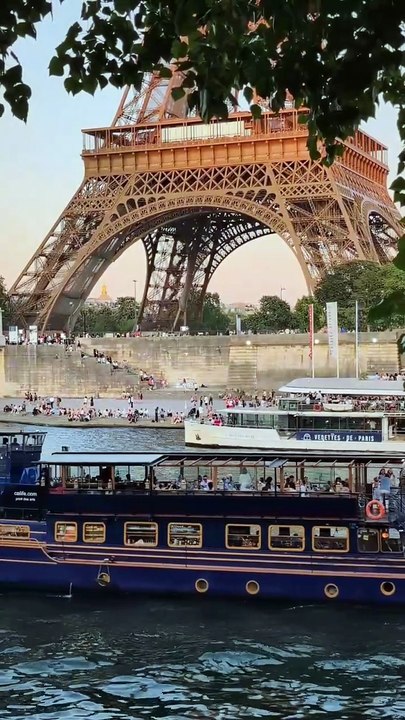 Paris, France 🇫🇷  N•53