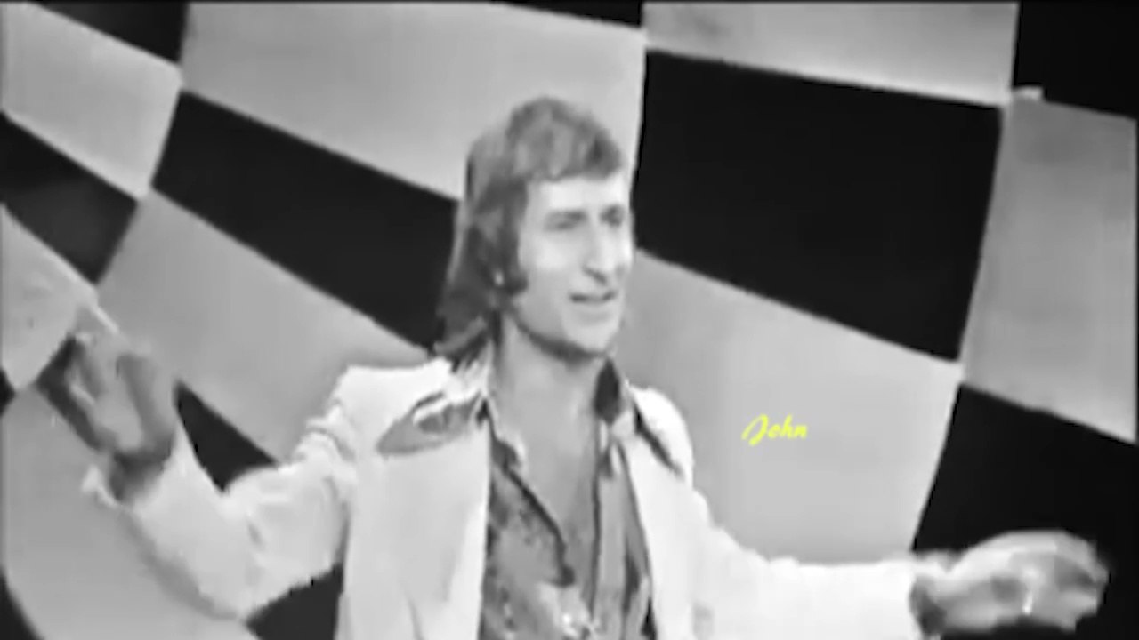 Όλοι θα ζήσουμε (Τα παιδιά τα φιλαράκια τα καλά) - Γιώργος Κοινούσης (Video)