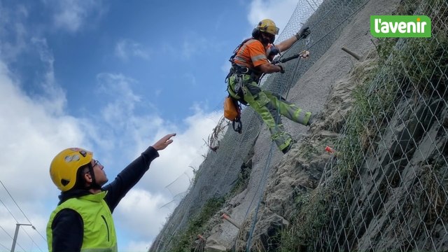 Dompter le vide avec les cordistes à Lierneux
