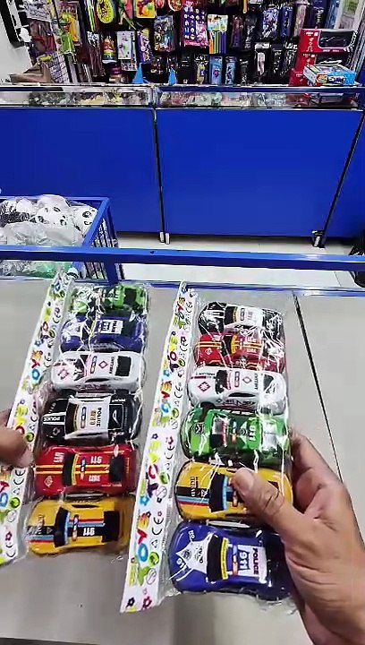 Unboxing & Review of Metal Car Toy 🚗 | Fun Die-Cast Car for Kids' Playtime & Collection!