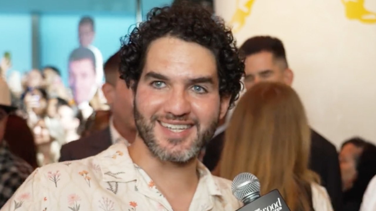 Benny Safdie Shares Memories He Had With 'Happy Gilmore': "Such an Important Movie for Me" | THR Video