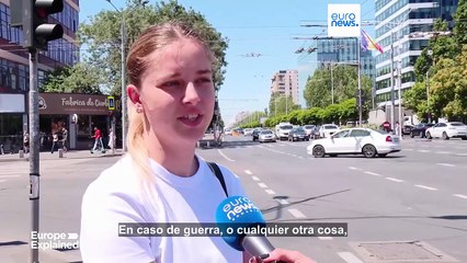 Rumanía plantea crear un voluntariado militar para adultos jóvenes