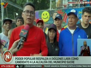 Candidato Diógenes Lara realizó recorrido casa por casa en la comuna "La Octava Revolucionaria Socialista"