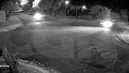Pancada! Vídeo flagra forte batida de trânsito no Jardim Veneza em Cascavel