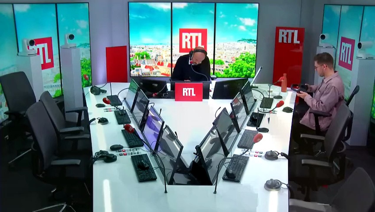 "Il faut dire la vérité : les jeunes qui postulent au Café Joyeux sont surtout ceux qui ont loupé le casting de 'Un p'tit truc en plus'"