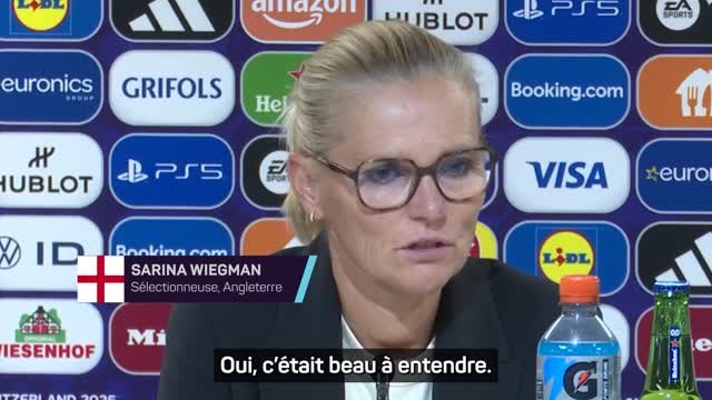 Angleterre - Sarina Wiegman salue le soutien des fans à Jess Carter