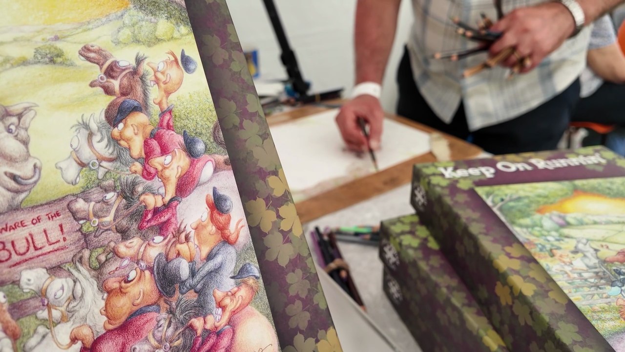 I sketch funny animal cartoons and turn them into jigsaws