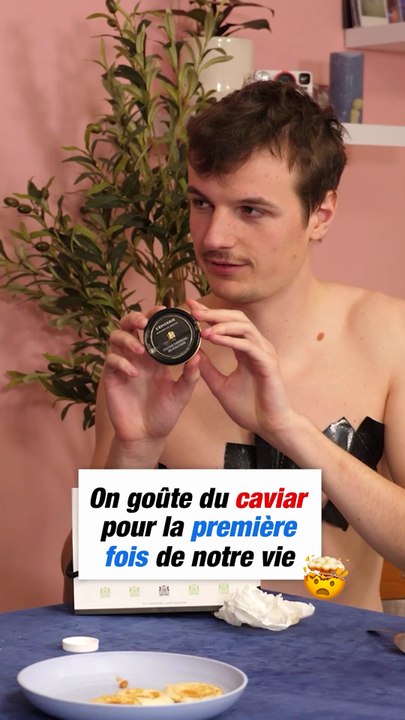 On goûte du CAVIAR pour la première fois 🤯🤯