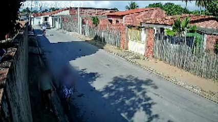 Mulher é atacada e esfaqueado por vizinho após zombar dele
