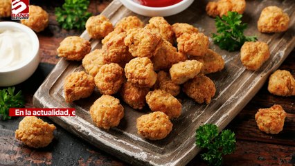 Científicos ‘cultivan’ nuggets de pollo en un laboratorio