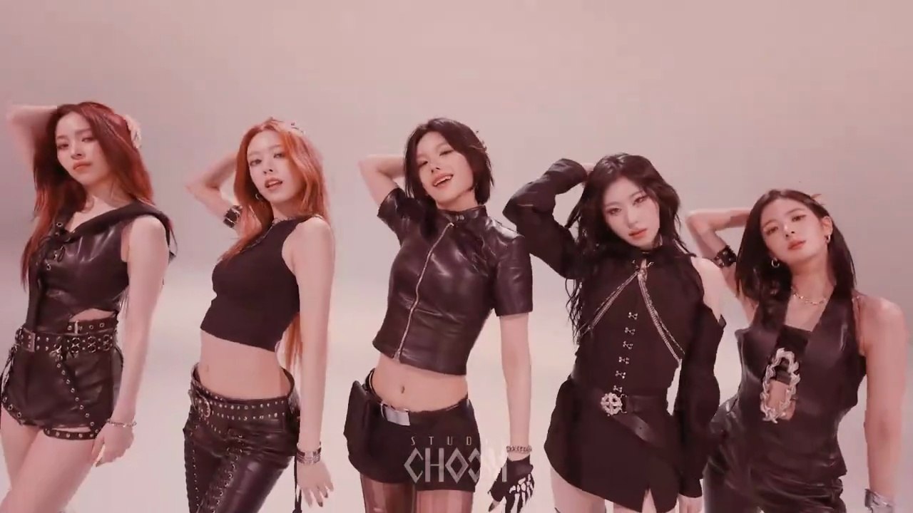 「Girls Will Be Girls」　ITZY【カラーアレンジ】
