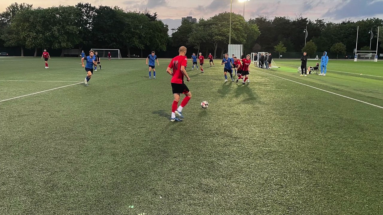 Gallery: United Services Portsmouth 1 Petersfield Town 3