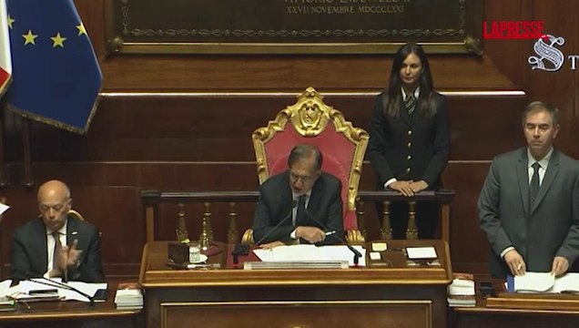 Ddl Femminicidio, da Aula Senato via libera all'unanimit?: l'applauso dell'Assemblea