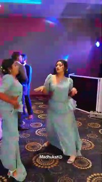 Sri Lankan Hot Bridesmaid Wedding Dance | Viral Sinhala Wedding Moments 2025