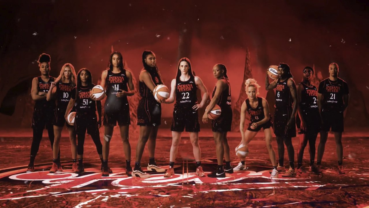 WNBA: Caitlin Clark e Indiana Fever presumen su nuevo ''Stranger Things'' jersey