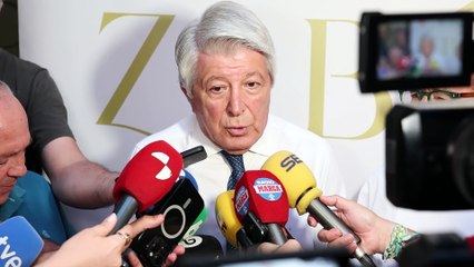 Enrique Cerezo: "Está todo hecho, pero si surge alguna posibilidad... la aprovecharemos"