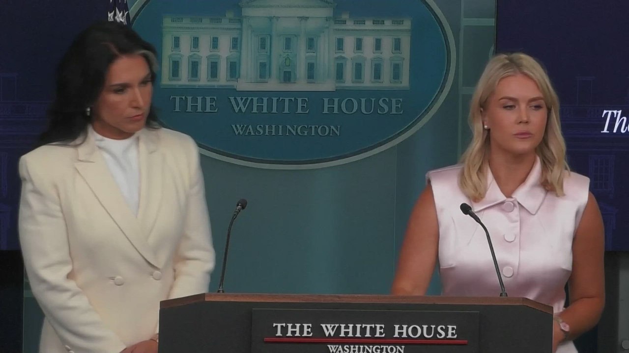 Karoline Leavitt EXPLODES at Kaitlan Collins While Defending Tulsi Gabbard