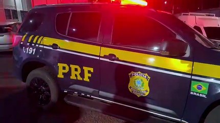 Carga ilegal interceptada: PRF apreende cigarros contrabandeados na BR-277 em Cascavel