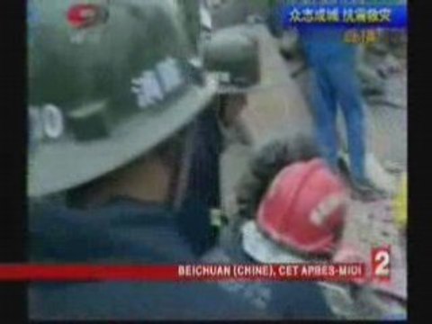 四川地震 France 2 Tremblement de Terre Sichuan