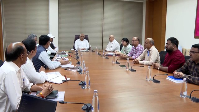 #GANDHINAGAR MEETING ON EDUCATION BY #GUJARAT CM BHUPENDRA PATEL