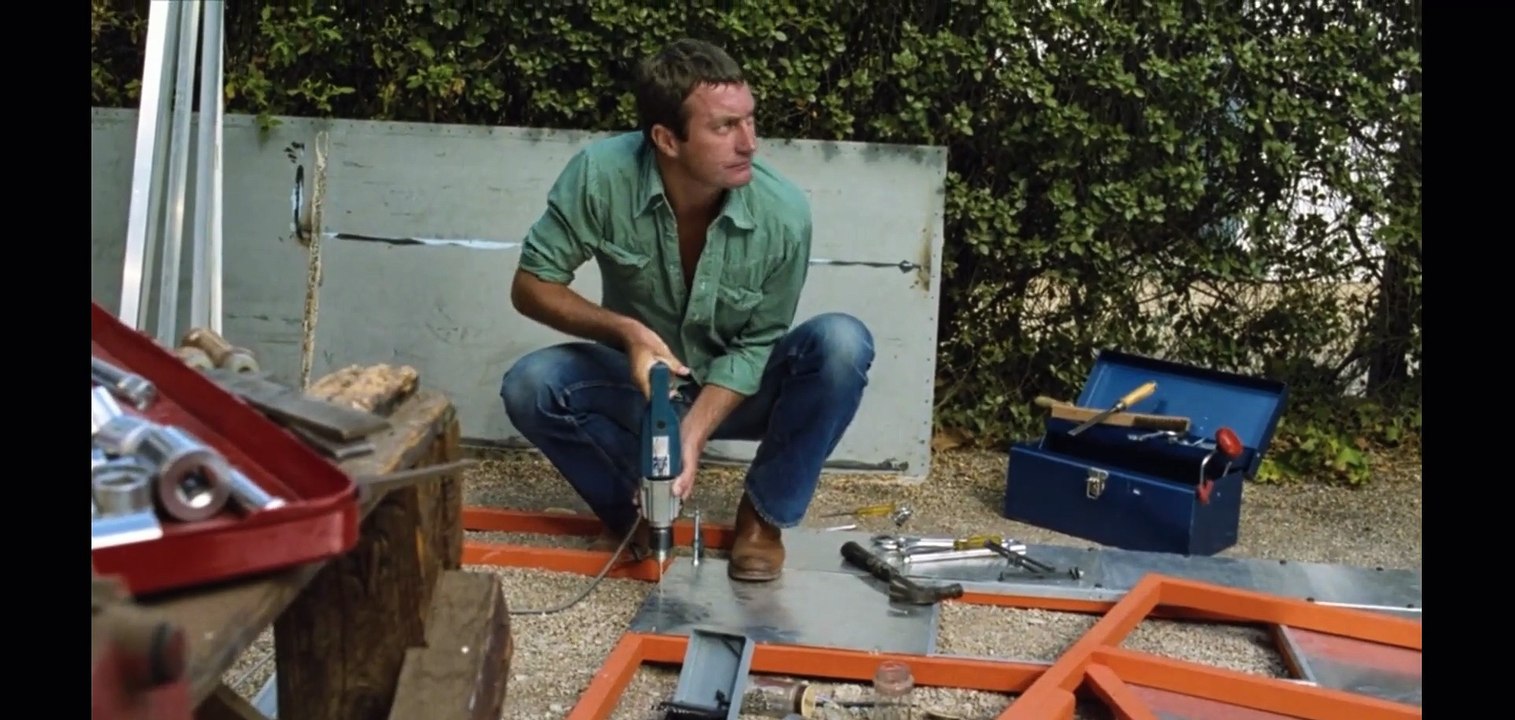 Money movers ( 1978 )  Directed by Bruce Beresford - Original Version Italian Subtitles