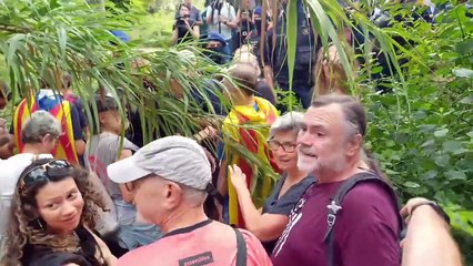 Els Mossos aturen la marxa independentista