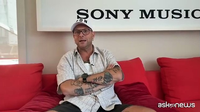 Più pop, meno rap, meditativo: Clementino racconta il nuovo album Grande Anima