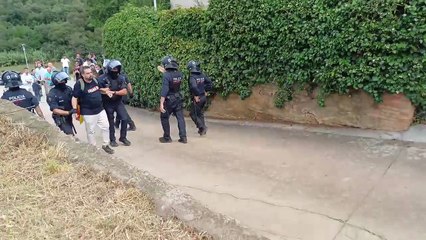 Els Mossos expulsen el diputat Dani Cornellà