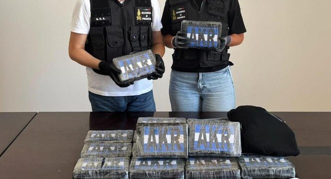 Furgone con 24 chili di cocaina: arrestato dipendente di corriere espresso (24.07.25)