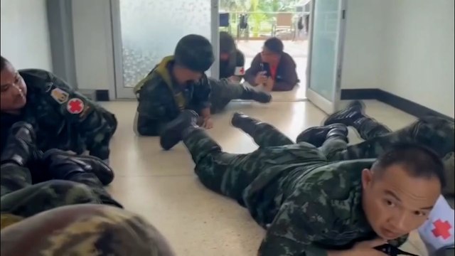 Aumentan las tensiones en la frontera de Tailandia y Camboya con ráfagas de disparos y misiles