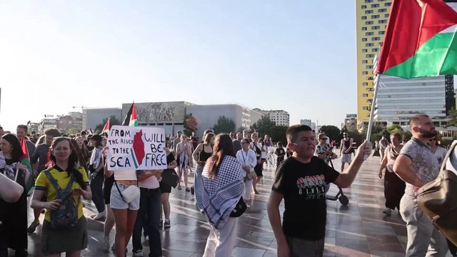 Greta Thunberg joins Pro-Palestinian protest in Tirana