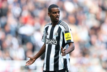 Alexander Isak Misses Newcastle's Asia Tour ✈️