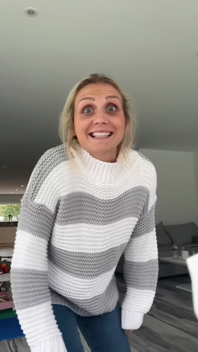 HEADS SHOULDERS KNEES AND… TOES!!! #shorts