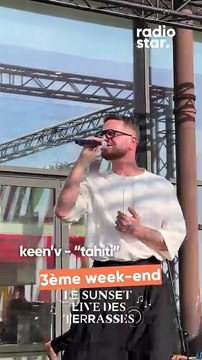 Keen’V interprète “Tahiti” sur la scène des Sunset Live des Terrasses #keenv #sunsetlive #concert #live