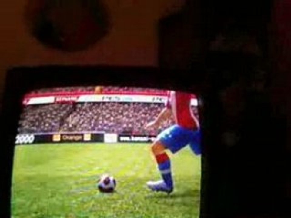 coup franc signé simao sur pes 2008