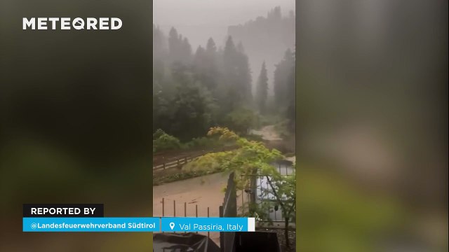 Storms cause massive flash floods in Val Passiria, Italy! More than 100 mm of water has fallen in a very short time