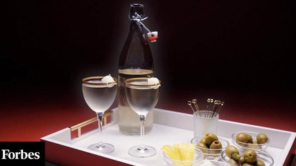 The Best Batched Martini: Step By Step Guide To The Perfect 'Freezer Door' Cocktail