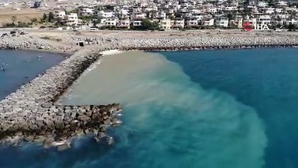 Akdeniz sahillerinde endişe yaratan görüntü... Marmara'nın kabusu Akdeniz'e mi bulaştı ?