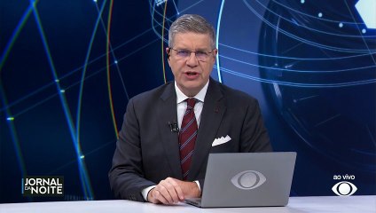 Trump aparece em arquivos secretos de Epstein, diz jornal americano